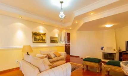 APARTAMENTO COM QUATRO DORMITÓRIOS (DUAS SUÍTES), DOIS BANHEIROS E QUATRO VAGAS NA CIDADE ADEMAR APA
