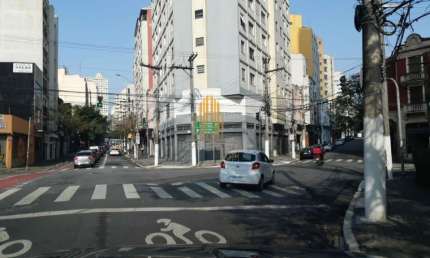 Loja / Salão Comercial de 80m² com 4 banheiros à venda na região da Santa Cecília - São Paulo.