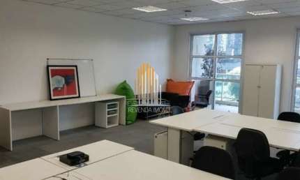 CONJUNTO COMERCIAL DE 70M² COM UM BANHEIRO E DUAS VAGAS EM EDF CAPITAL CORPORATE ITAIM BIBI.  CONJUN