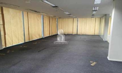 Prédio Comercial de 1550m²  com 16 vagas de estacionamento na Chácara Santo Antônio (Zona Sul) .