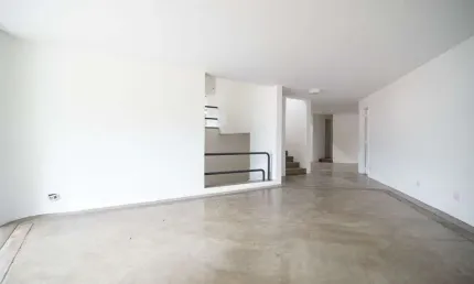 Jardim Guedala, Casa Residencial de 700m² com 4 dormitórios, 2 suítes e 4 vagas.