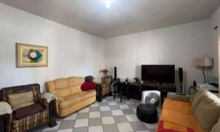 Cambuci, Casa Residencial de 125m² com 3 dormitórios, sem vaga.
