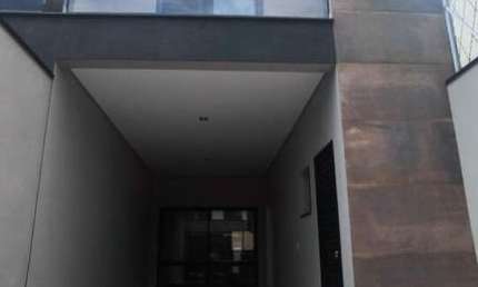 Chácara Santo Antônio - Casa assobradada nova com 135m², 3 dorms, 1 suite e 2 vagas.