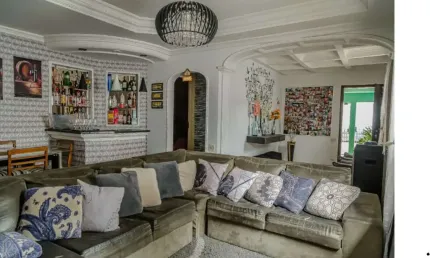 Vila Campestre - Terreno de 480m² com 2 casas com 6 dormitórios, 3 banheiros e 3 vagas