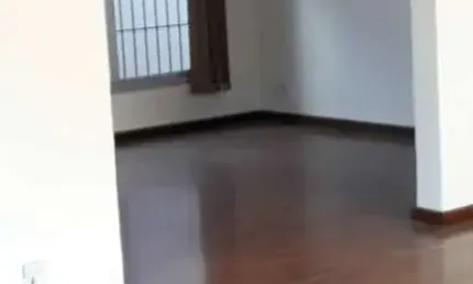 Butantã - casa de 443m² com 6 dormitórios (2 suites), 3 banheiros, 2 salas e 4 vagas.