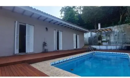 Chacara Monte Alegre - Casa com 464m² 4 dormitorios, 2 suites, 5 banheiros e 8 vagas na garagem