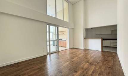 Condomínio Grand Panamby - Apartamento de 138m² com 3 suítes, varanda ampla e 2 vagas.
