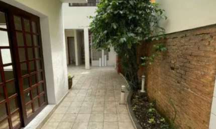 Perdizes, Sobrado Residencial de 210m² com 3 dormitórios, 1 suíte, 2 vagas.