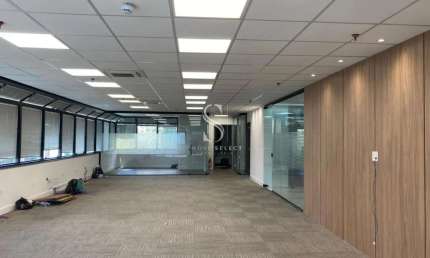 Edificio Berrini Lavra no Brooklin, Conjunto Comercial em vão livre de 200m² com 8 vagas.