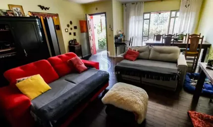 Morumbi - casa de 266m² com 3 dormitórios, suíte e 2 vagas.