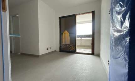 Condomínio Today Vila Olímpia. Apartamento á venda com 26m² 1 Dormitório, 1 banheiro. com sacada