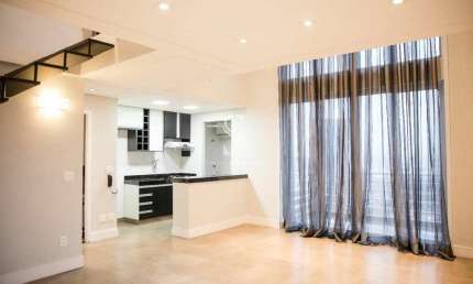 Condomínio Urban Loft em Morumbi - Loft Duplex de 86m² com 1 suíte, lavabo e varanda.