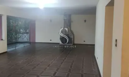 Interlagos, sobrado residencial de 500m² com 4 suítes, 6 vagas.