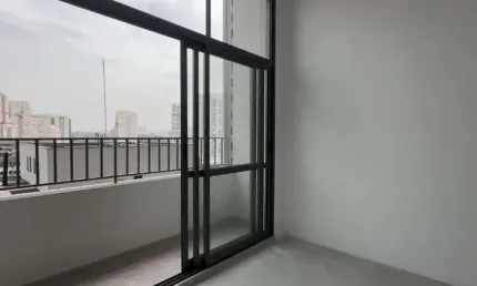 Condomínio Brook By You em Brooklin - Studio de 21m² com 1 dormitório e varanda.