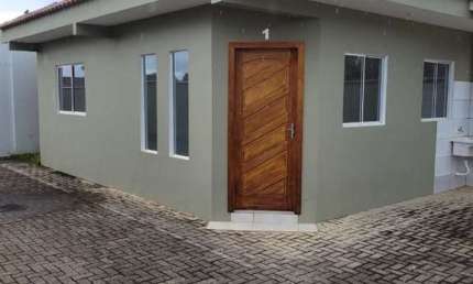 Casa Piraquara 47 m2 02 qtos, 02 vagas, aceita financiamento R  189 mil