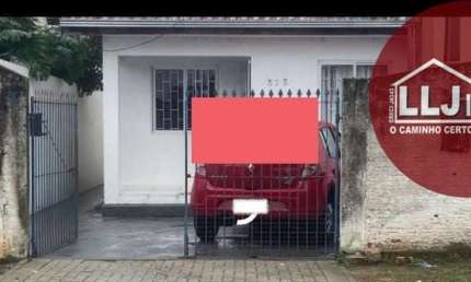 Casa 75 m2, 03 qtos, edicula com churrasq, 02 vagas, prox Cef Jacob Macanhan
