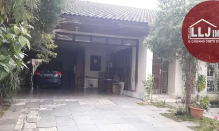 Casa com 4 quartos à venda no Bacacheri, Curitiba 