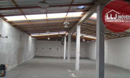Excelente barracão 380m2, terreno 500 m2, regiao alta R  750 mil prox linha verde