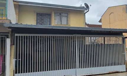 Sobrado Bairro Alto 110 m , 80 mts averbados, 03 qtos, 02 vagas, dentro de condominio