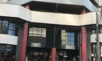 Sala comercial com 1 sala à venda na Rua João Negrão, 731, Centro, Curitiba