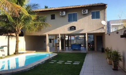 Casa com 5 quartos à venda na Avenida Paranaguá, 68, Balneário Caravelas, Matinhos