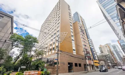 Apartamento com 3 quartos à venda na Rua Brigadeiro Franco, 1877, Centro, Curitiba, 140 m2 por R$ 675.000