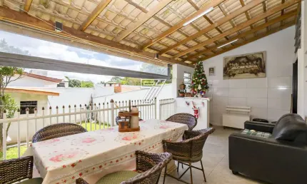Casa com 3 quartos à venda na rua benjamin cavet, 238, são braz, curitiba, 180 m2 por r$ 850.000