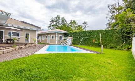 Casa com 5 quartos à venda na Rua Alemanha, 783, Atami, Pontal do Paraná, 410 m2 por R$ 2.250.000