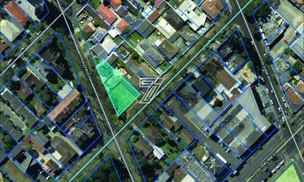 Terreno à venda na Rua Maranhão, Água Verde, Curitiba por R$ 1.800.000