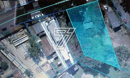 Terreno à venda na Rua Pedro Américo, 510, Capão Raso, Curitiba por R$ 1.908.000