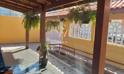 Casa com 2 dormitórios à venda, 135m² por R$700.000 - Martim de Sá - Caraguatatuba/SP