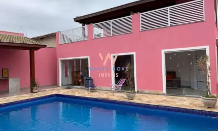 Sobrado à venda, 5 quartos, 3 suítes, 7 vagas, Jardim Britânia - Caraguatatuba/SP