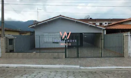 Casa com 3 dormitórios à venda, 170 m² por R$ 830.000 - Pontal da Cruz - São Sebastião/SP
