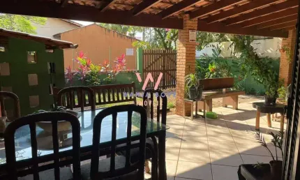 Casa a 100m da praia, 3 dormitórios à venda, 160m² por r$ 870.000 - praia do capricórnio - caraguatatuba/sp