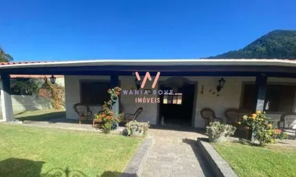 Casa a 200m da Praia, com 2 dormitórios à venda, 400m² por R$1.500.000 - Barequeçaba - São Sebastião/SP