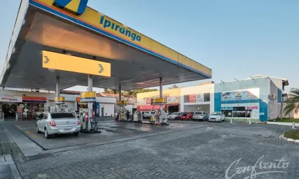 Ponto comercial para alugar na Rua Francisco Derosso, 3559, Xaxim, Curitiba, 100 m2 por R$ 4.000