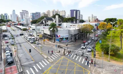 Ponto comercial para alugar na Avenida República Argentina, 3555, Portão, Curitiba, 18 m2 por R$ 4.000