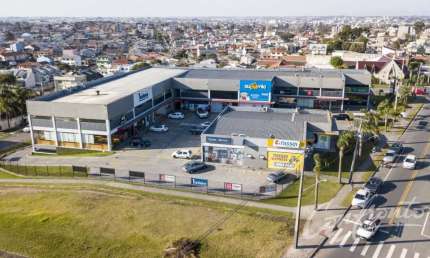 Ponto comercial para alugar na Rua Vicente de Carvalho, 113, Cajuru, Curitiba, 207 m2 por R$ 9.800