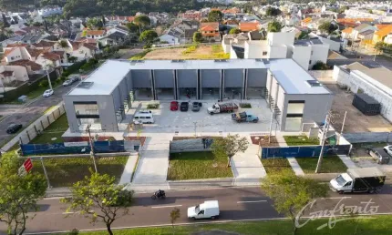 Ponto comercial para alugar na Avenida Marechal Mascarenhas de Moraes, 1765, Atuba, Curitiba, 39 m2 por R$ 3.500