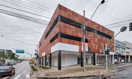 Ponto comercial para alugar na Avenida Winston Churchill, 2533, Pinheirinho, Curitiba, 29 m2 por R$ 6.600