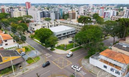 Ponto comercial para alugar na Rua Nicarágua, 679, Bacacheri, Curitiba, 135 m2 por R$ 10.000