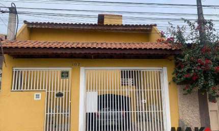 Casa com 3 dormitórios à venda, 124 m² por R$ 490.000,00 - Jardim Marcato - Suzano/SP
