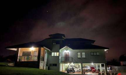Chácara com 4 dormitórios à venda, 9944 m² por R$ 3.500.000 - Vila Voeges - Suzano/SP