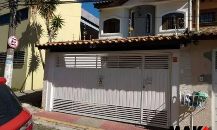 Sobrado com 4 dormitórios à venda, 231 m² por R$ 800.000,00 - Vila Paiva - Suzano/SP