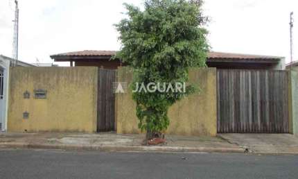 Casa no Bairro JARDIM MÁRCIA I na cidade de  Agudos;