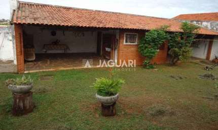 Casa no Bairro VILA ANDREOTTI na cidade de  Agudos;