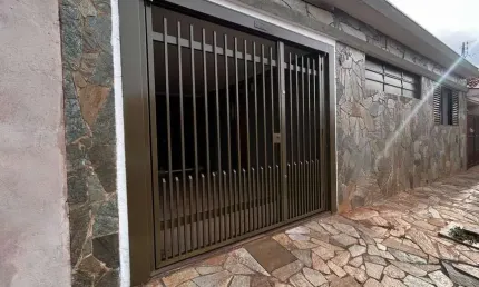 Casa para Venda em Ribeirão Preto, Vila Tamandaré, 2 dormitórios, 1 suíte, 2 banheiros, 1 vaga