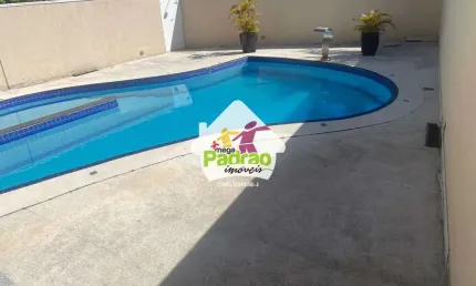 Casa de Condomínio com 4 dorms, Golf Gardens, Carapicuíba - R$ 2.2 mi, Cod: 8380