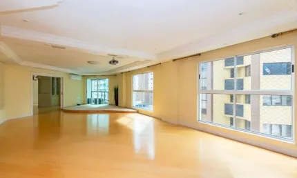 Apartamento com 4 quartos à venda no água verde - próximo à praça do japão, com 297m² privativos | ref 322