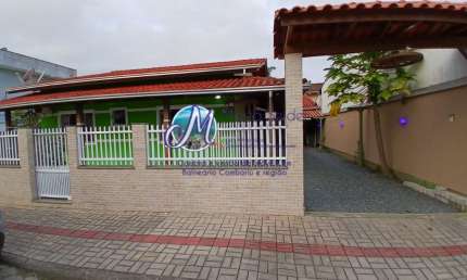 Casa com 3 dormitórios  sozinha no terreno com Edícula conjugada  em Barra Velha-SC